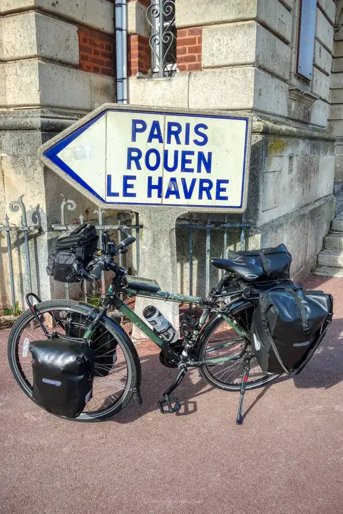 This lovely old street sign I spotted here in Dieppe sums up the journey I'm about to take!