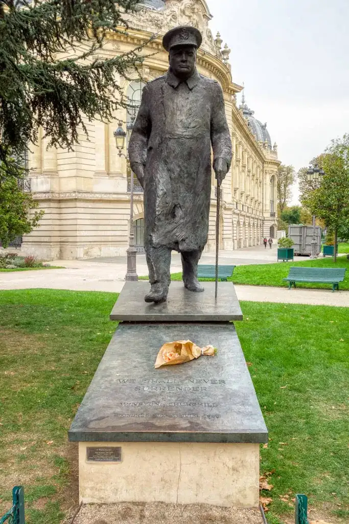  A surprise find in the grounds of the Petite Palais Art Museum, this statue of Winston Churchill was commissioned in 1998 five years after a statue of Charles de Gaulle was unveiled in London and is on 'Avenue Winston-Churchill'