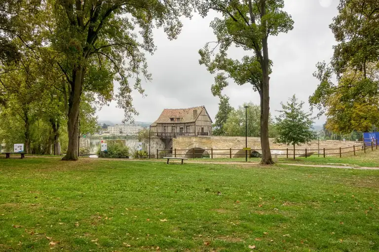 The Old mill on the broken bridge in Vernon c. 17th century