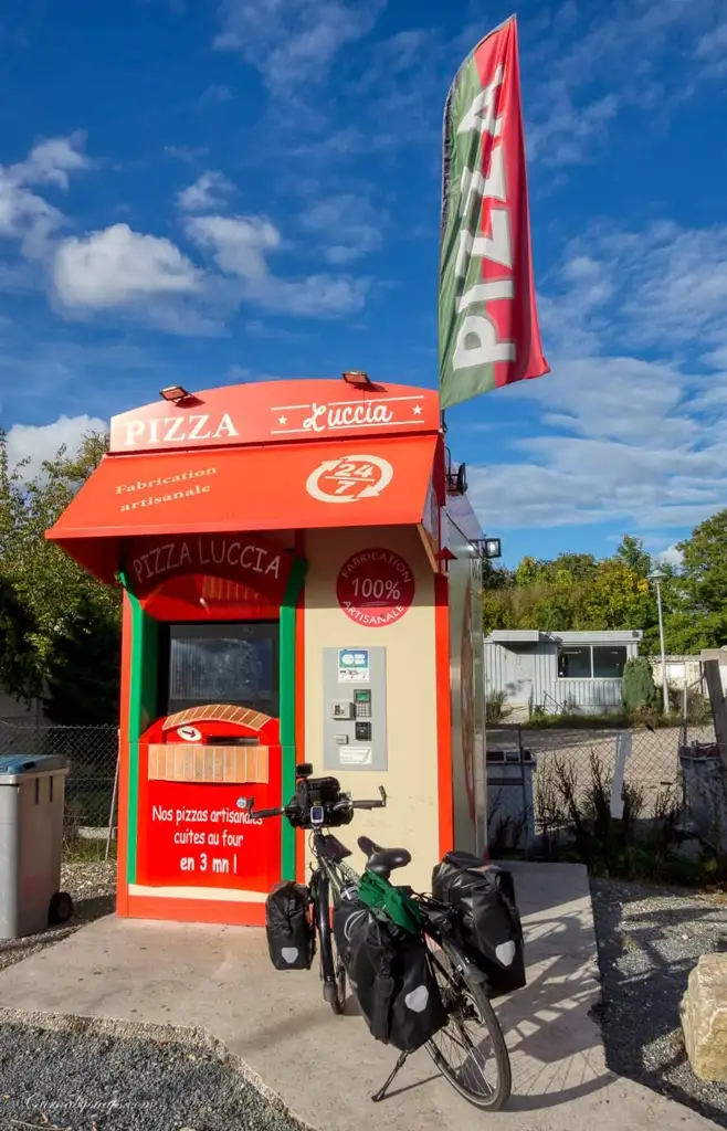 A pizza vending machine I found near where I was camping for the night - unfortunately I ended up with a cold pizza as I couldn't figure out the options that were in French, was still nice though!
