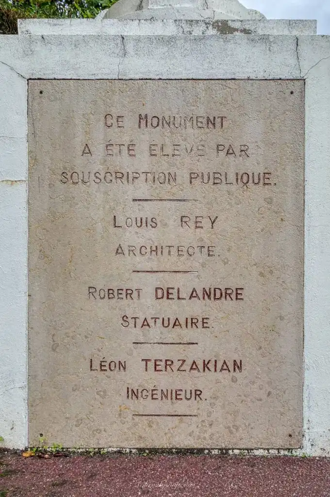 Information plaque on the Latham 47... the plane left Tromso, Norway to fly across the Barents Sea to Spitsberge but the plane tragically disappeared and the crew was never seen again, only parts of the plane were found, a tragic story that is memorialised by this 1931 public subscription funded memorial