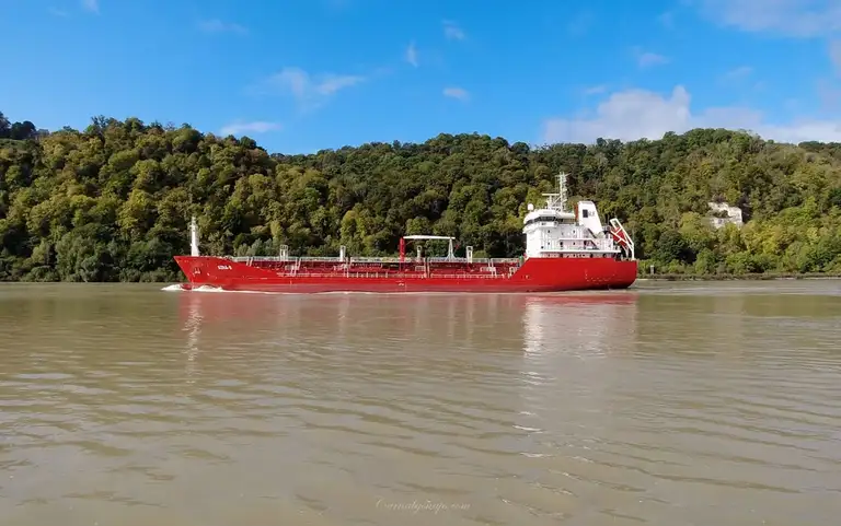 These barges go along the Seine all night and you can hear them in your tent whilst sleeping - it's very tranquil!