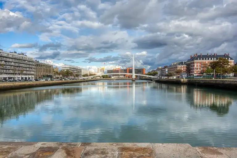 The 'Bassin du Commerce' (trade harbour) in Le Havre