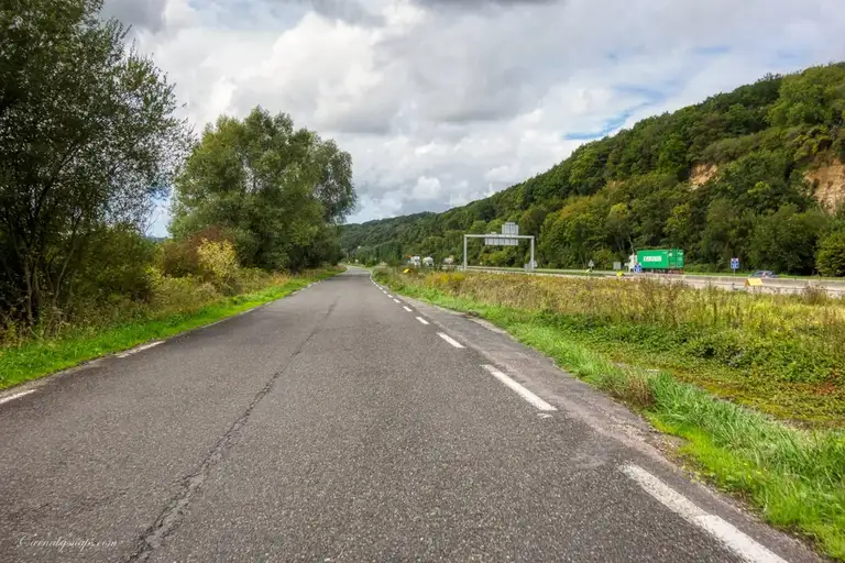 This neat side road is next to the autoroute, exclusively for bicycles, and takes you most of the way to Le Havre from Tancarville