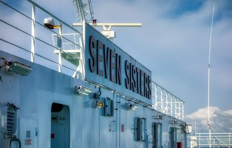  The return ferry the 'Seven Sisters'