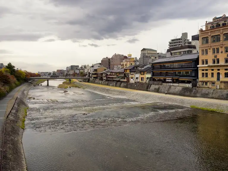  View from Shijo dori bridge in Gion Kyoto