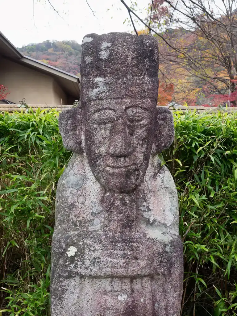 Arashiyama Arhat stone statues 02 Arashiyama