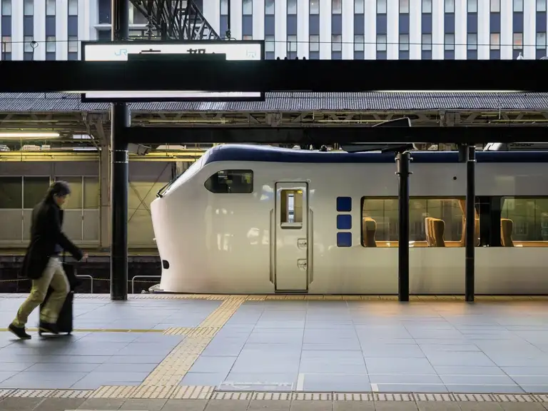  Catching the train out of Kyoto to Arashiyama Kyoto