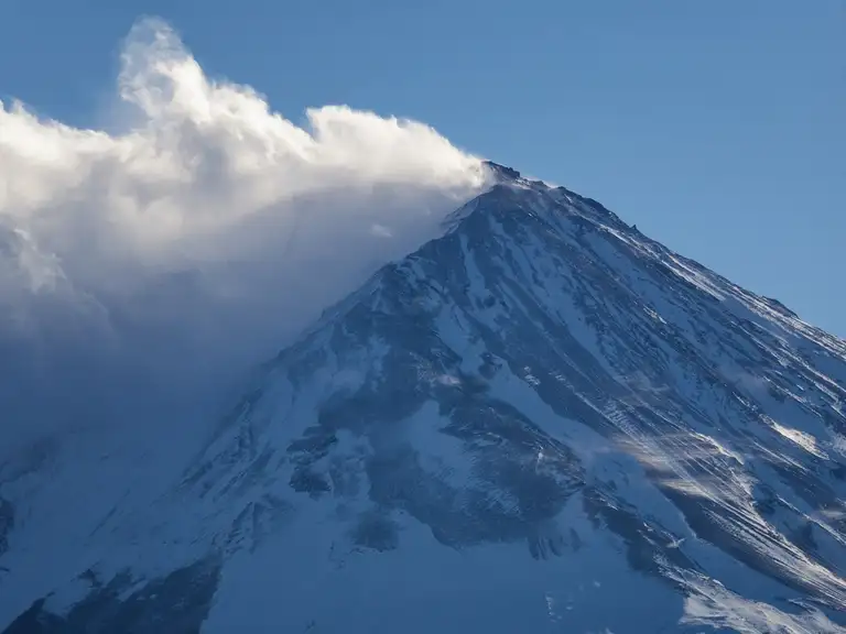 Mount Fuji letting off some steam Lake Kawaguchi