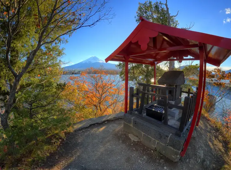 Ubuyagasaki Shrine overlooking Mount Fuju on a clear day with autumn colors Lake Kawaguchi