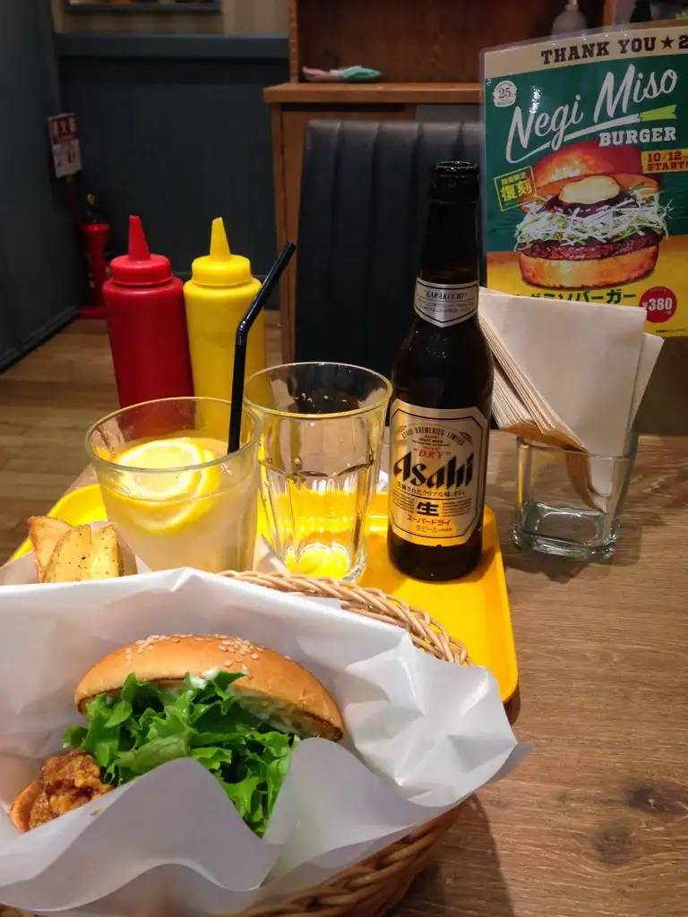  Burger and beer at Himeji station Himeji